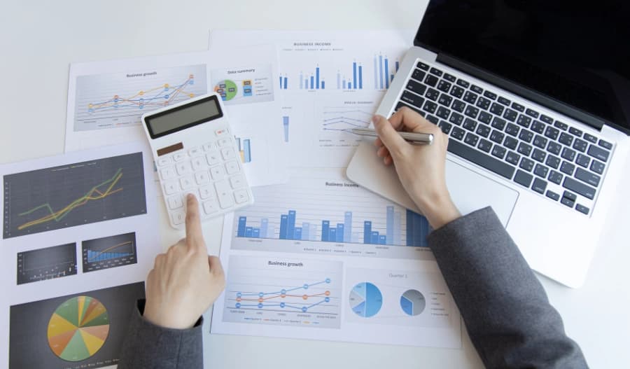 How Healthcare CRM Enhances Revenue Cycle Management