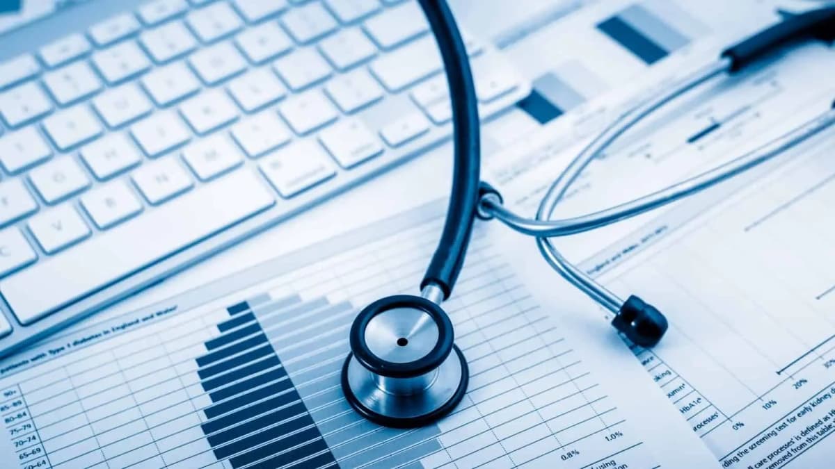 The Power of Real-Time Analytics in Healthcare CRM