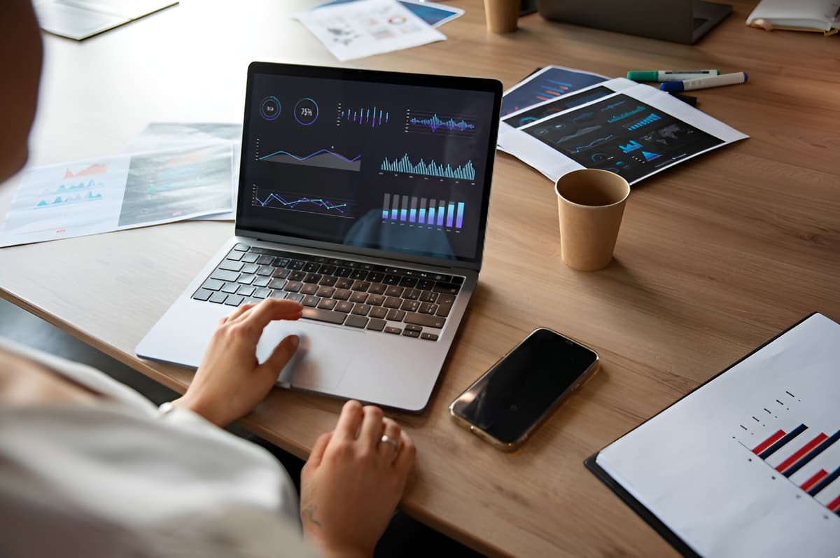 Utilizing Healthcare CRM for Predictive Analytics in Patient Care