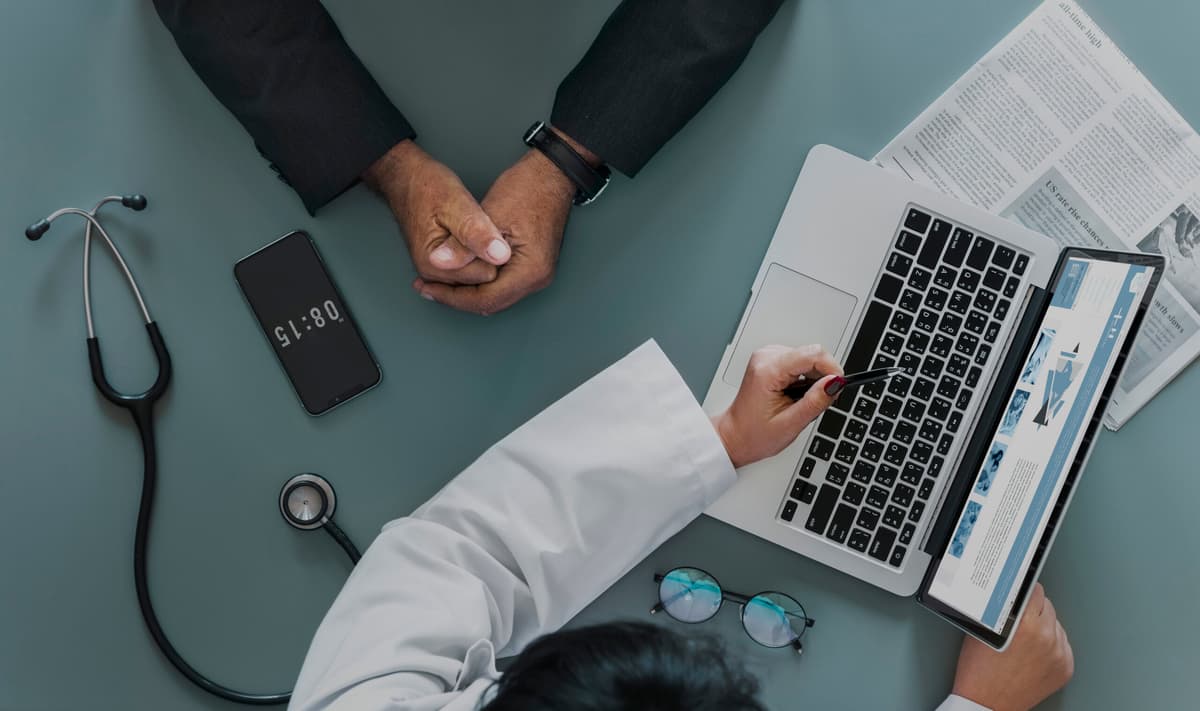 How Healthcare CRM Identifies Gaps in Patient Care