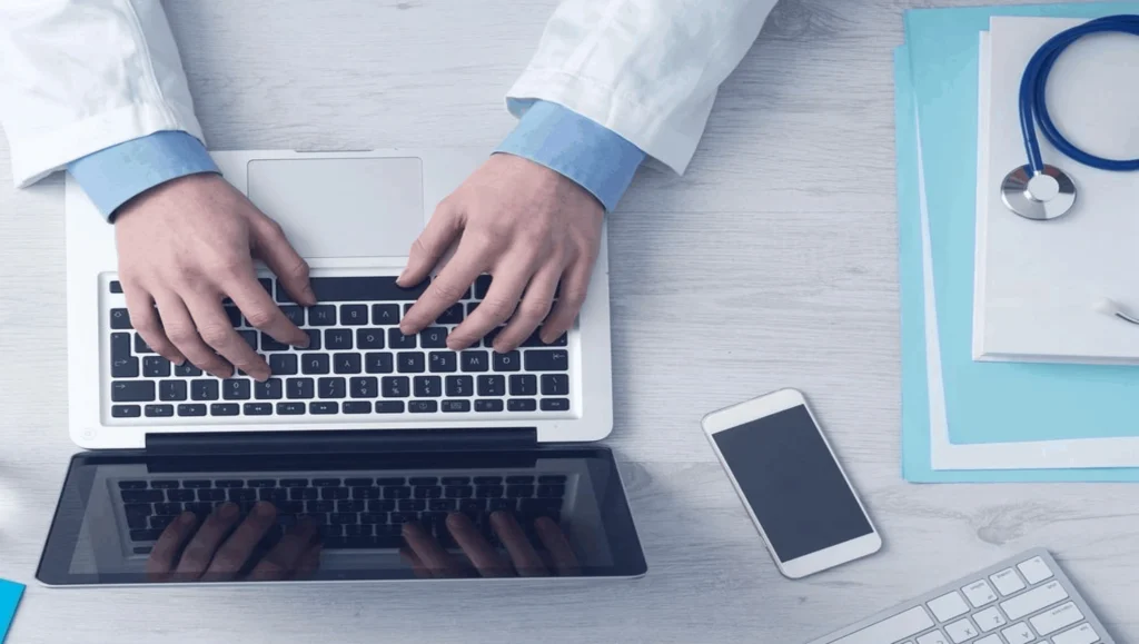 Why Integrating CRM with EHRs Enhances Patient Care